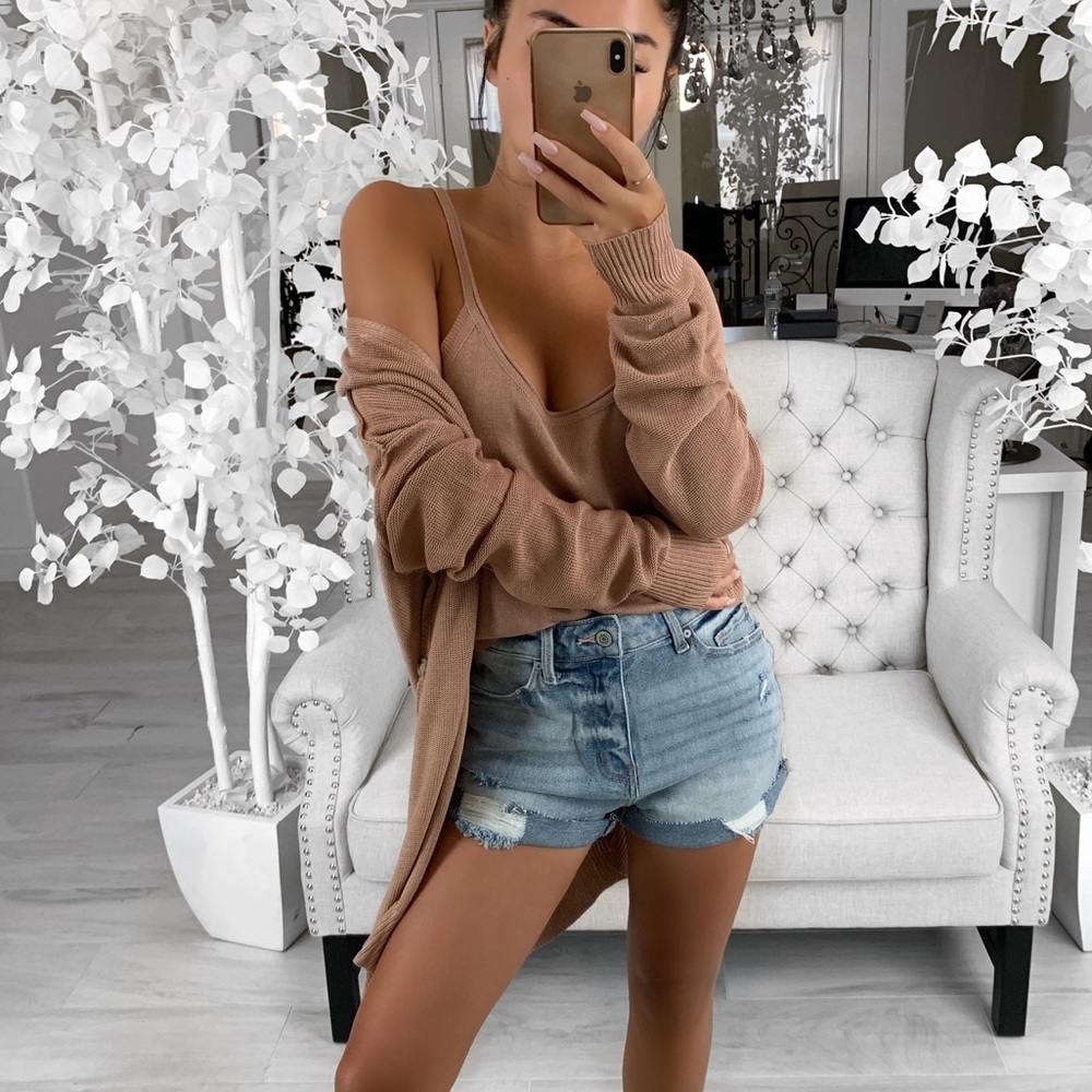Reposh- ekattire Women's Tan Sweater